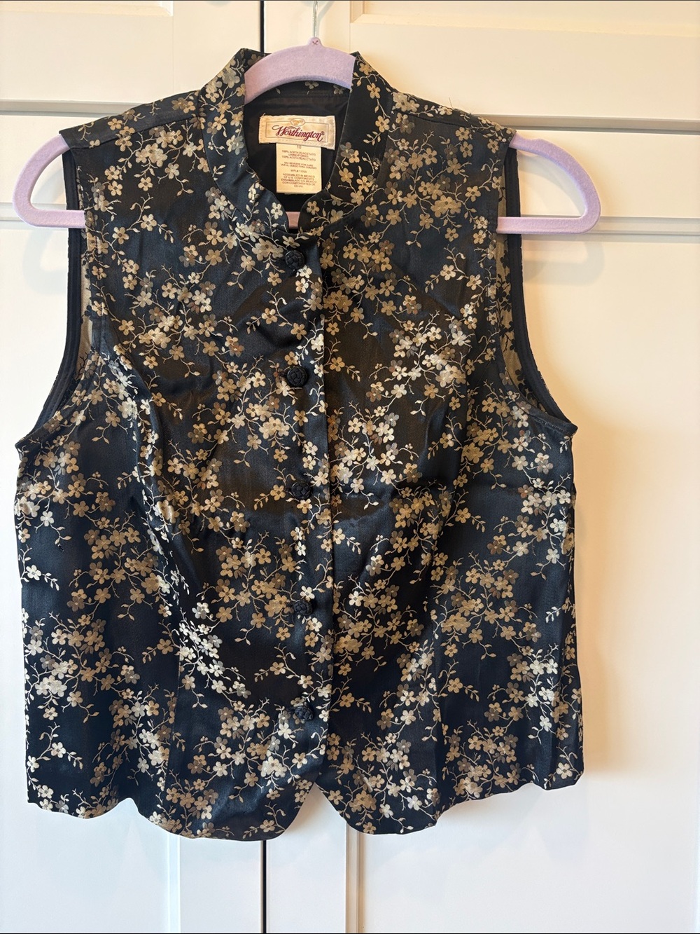 Worthington Black Sleeveless Mandarin Collar Floral Blouse